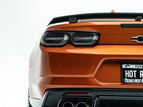 Used 2024 Chevrolet Camaro SS RWD image 17