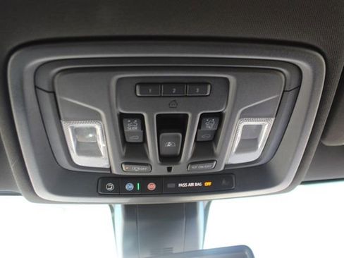 Used 2022 Chevrolet Silverado 1500 High Country w/ Safety Package II image 29