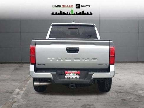 New 2026 Toyota Tacoma TRD Off-Road w/ TRD Off Road Upgrade Package AWD/4WD image 5