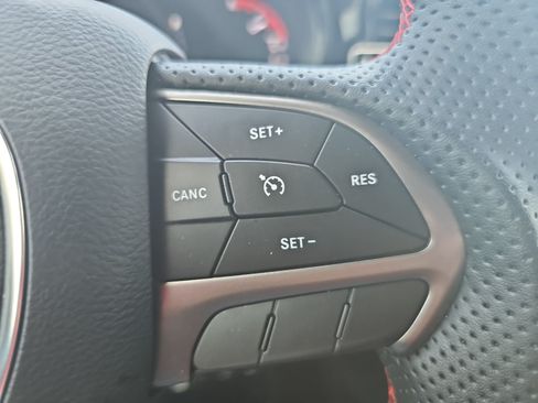 Used 2024 Dodge Durango SXT RWD image 23