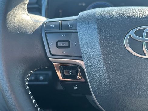 Used 2026 Toyota Camry SE w/ Convenience Package image 18