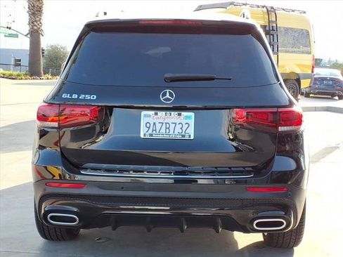 Certified 2022 Mercedes-Benz GLB 250 image 22