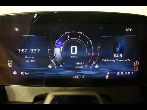 Used 2024 Chevrolet Traverse LT w/ Enhanced Driving Package FWD image 26