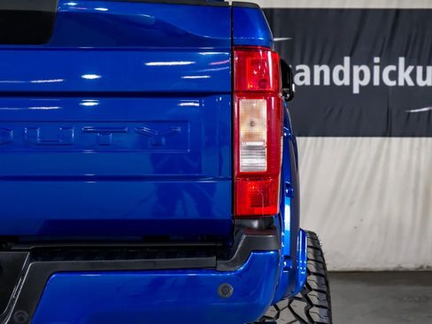 Used 2022 Ford F250 Lariat w/ Chrome Package image 42