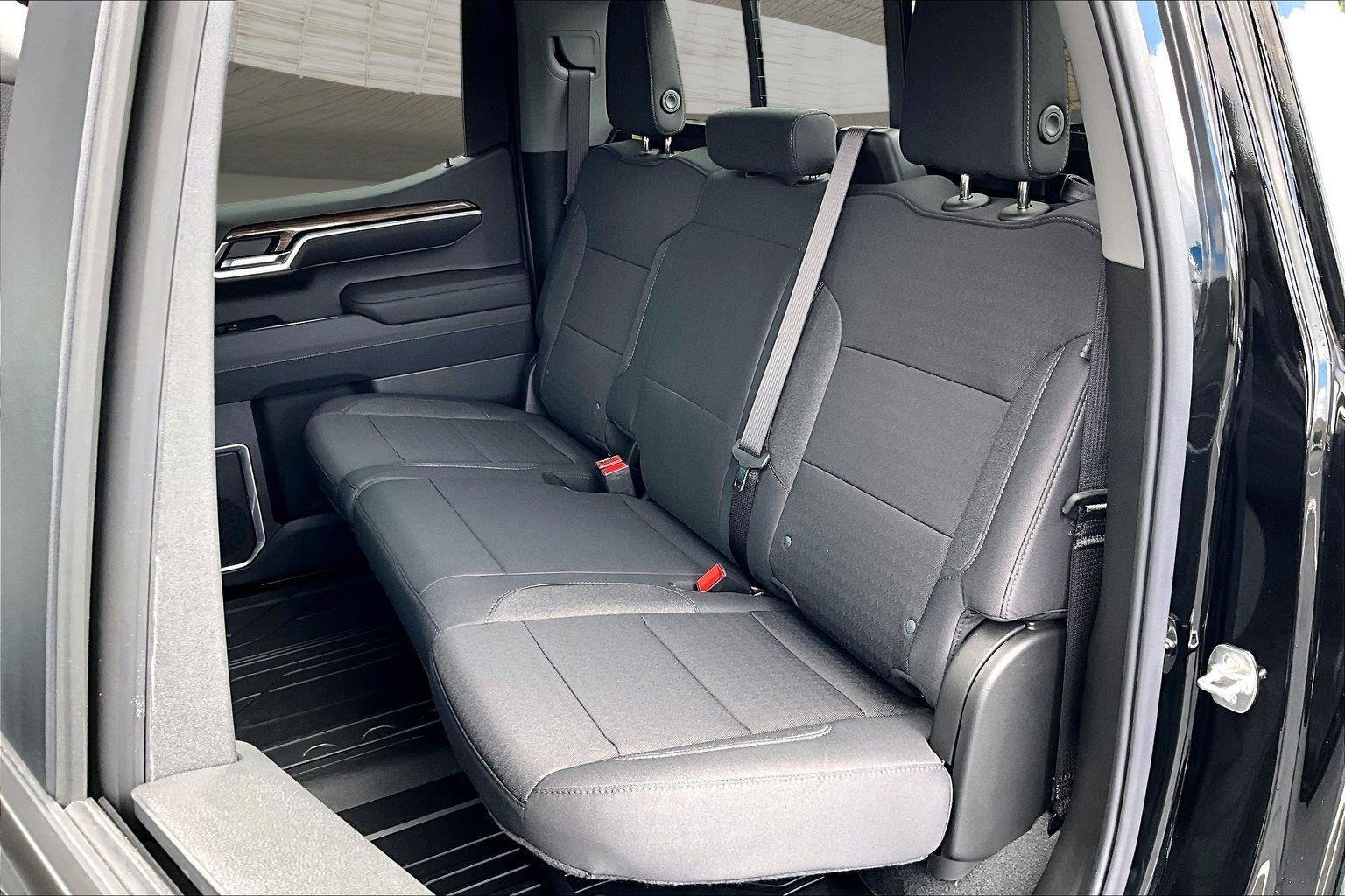 New 2026 Chevrolet Silverado 1500 RST w/ All Star Edition Plus AWD/4WD image 32