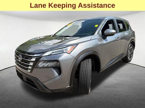 Used 2024 Nissan Rogue SV FWD image 5