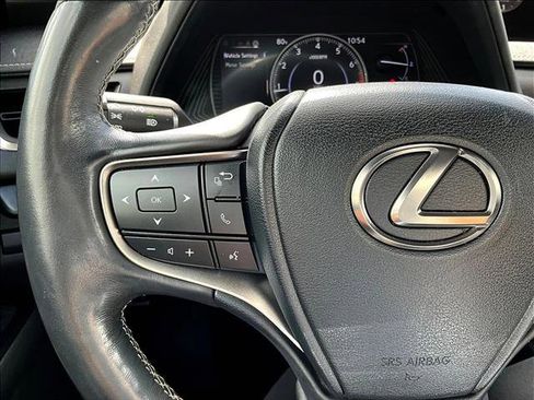 Used 2020 Lexus UX 200 w/ Premium Package FWD image 20