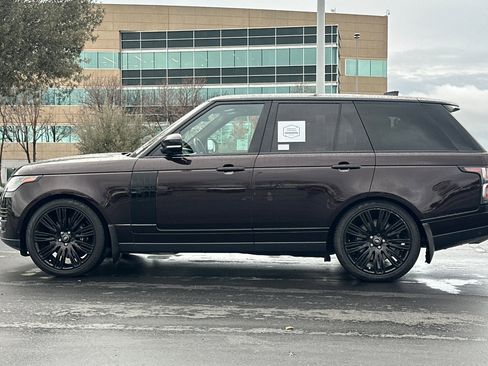 Used 2022 Land Rover Range Rover Westminster Edition image 7