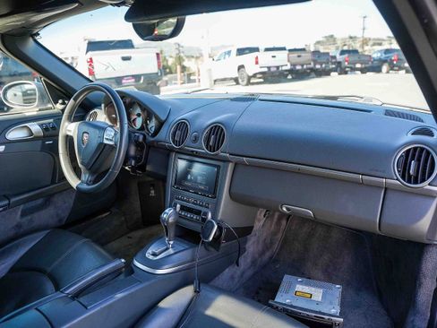 Used 2005 Porsche Boxster S image 13