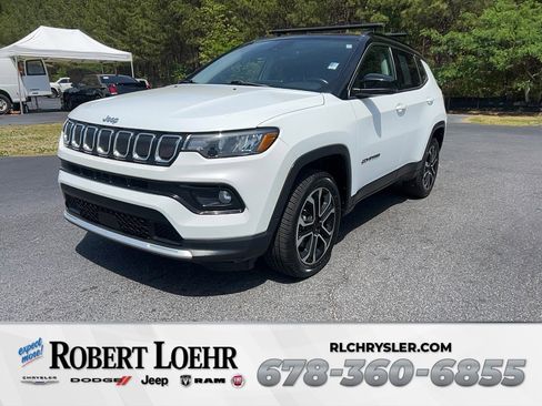 Used 2022 Jeep Compass Limited image 1
