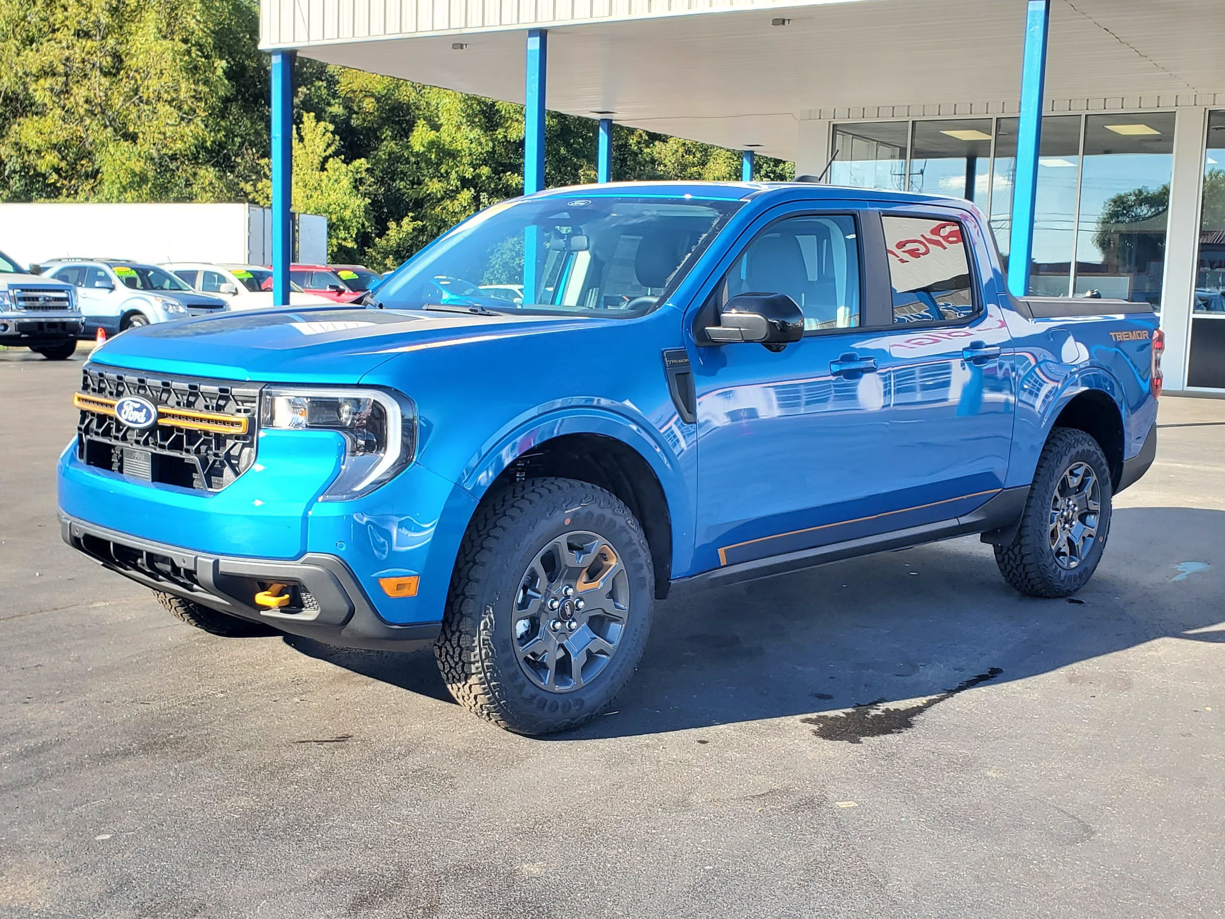 New 2026 Ford Maverick Tremor AWD/4WD image 2