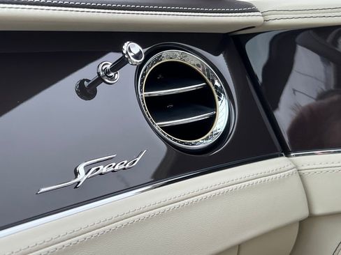 Used 2025 Bentley Continental GT Speed image 29