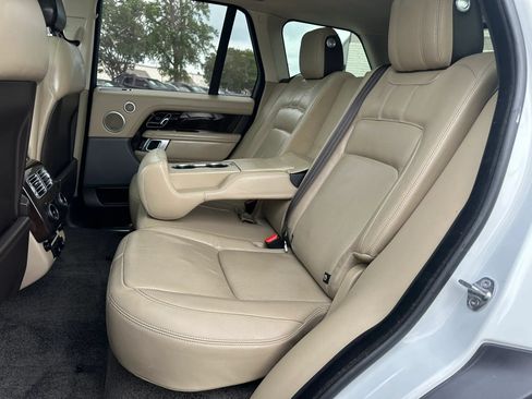 Used 2019 Land Rover Range Rover HSE AWD/4WD image 18