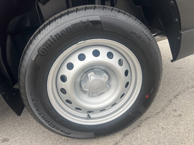 New 2026 Ford Maverick XL AWD/4WD image 16