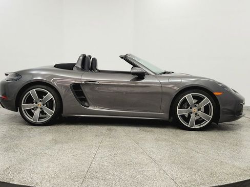 Used 2022 Porsche 718 Boxster RWD image 6