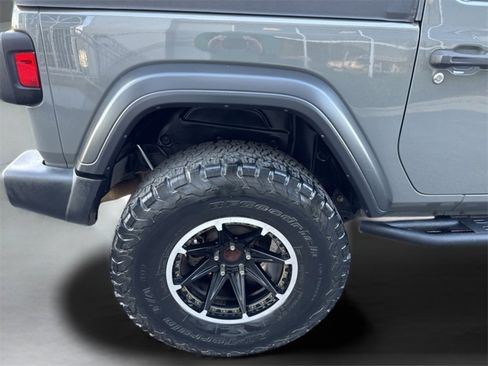 Used 2019 Jeep Wrangler Sport image 36