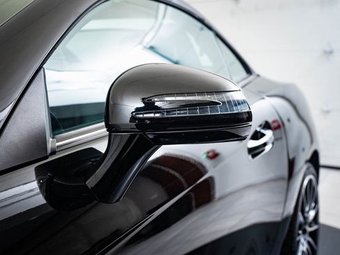 Used 2017 Mercedes-Benz SLC 43 AMG image 16