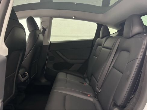 Used 2023 Tesla Model Y Long Range image 14
