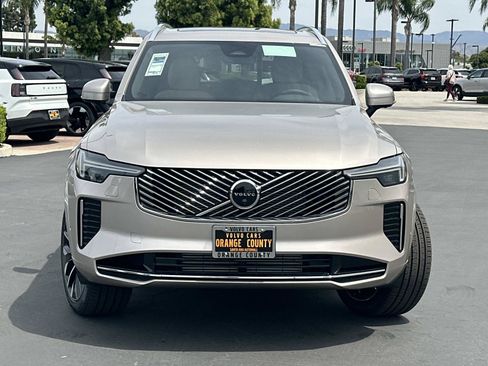 New 2026 Volvo XC90 T8 Plus w/ Protection Package Premier AWD/4WD image 2