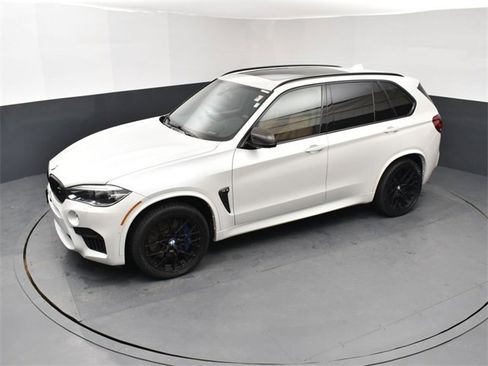 Used 2018 BMW X5 M image 15