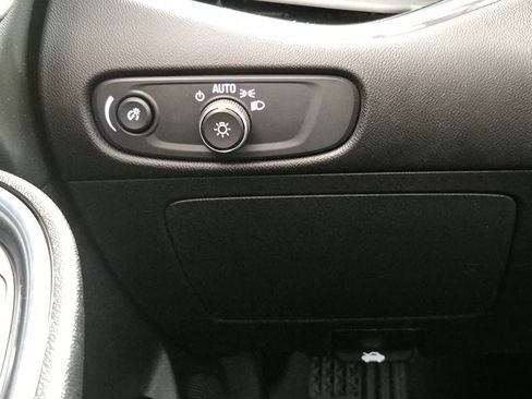 Certified 2021 Chevrolet Malibu LT image 16