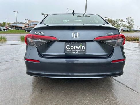 Used 2022 Honda Civic EX image 7