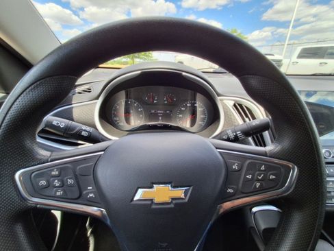 Used 2024 Chevrolet Malibu LT FWD image 13