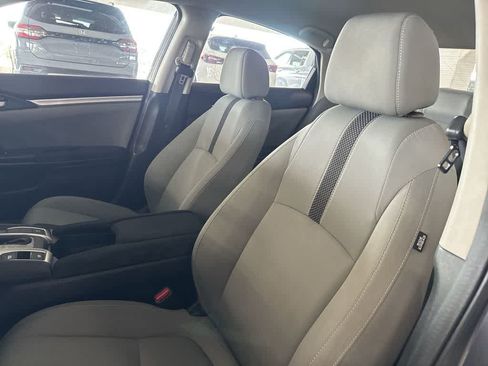 Used 2019 Honda Civic LX image 13