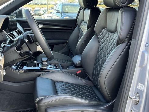 Used 2023 Audi SQ5 Premium Plus w/ Premium Plus Package image 11
