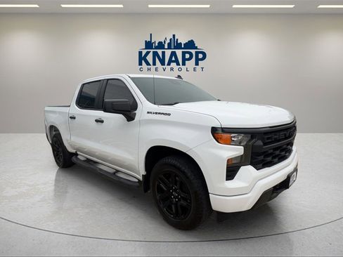 Used 2024 Chevrolet Silverado 1500 Custom w/ Turbomax Blackout Package image 7