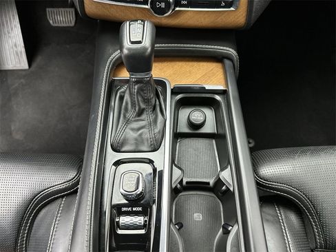 Used 2019 Volvo XC90 T6 Inscription w/ Advanced Package image 20