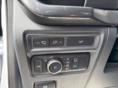 Used 2022 Ford F150 XLT w/ Equipment Group 302A High AWD/4WD image 30