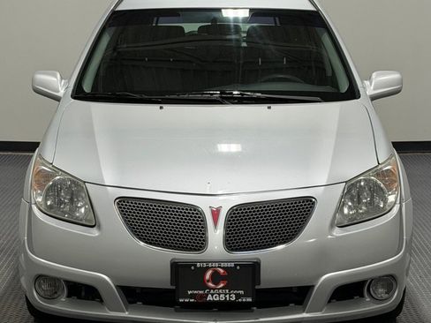 Used 2008 Pontiac Vibe w/ Preferred Package image 3
