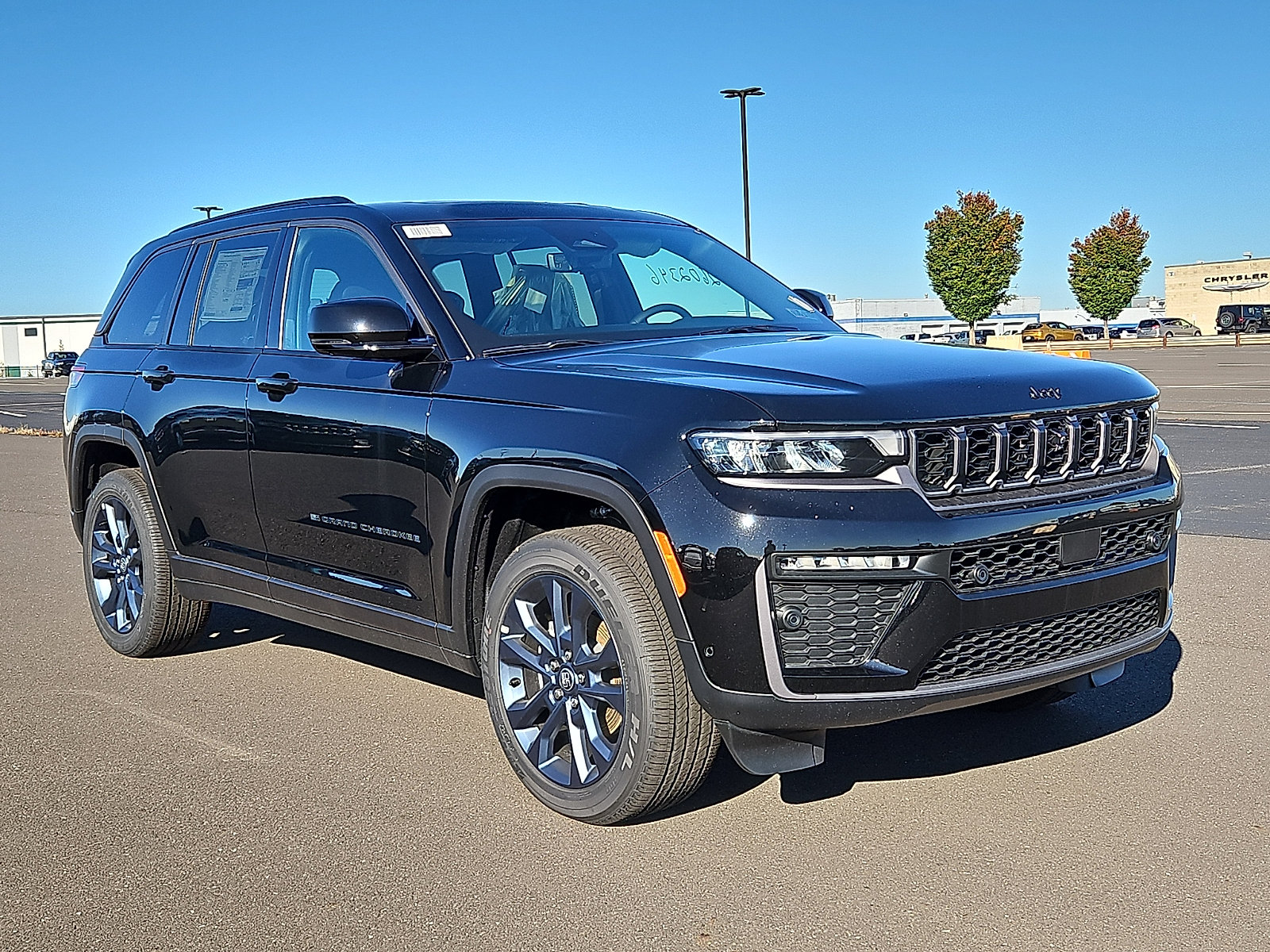 New 2026 Jeep Grand Cherokee Limited AWD/4WD image 1