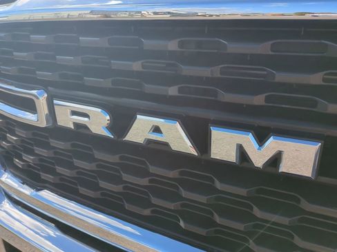Used 2024 RAM 2500 Big Horn image 13
