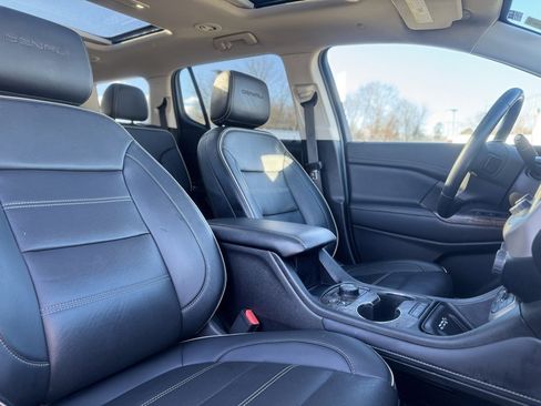 Used 2023 GMC Acadia Denali w/ Black Diamond Edition image 12