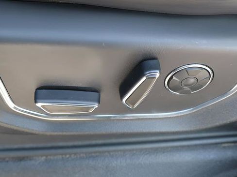 Used 2017 Ford F250 Platinum w/ Platinum Ultimate Package image 16