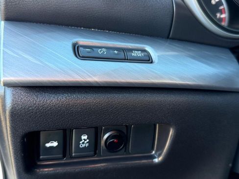 Used 2018 Nissan Maxima 3.5 S image 32