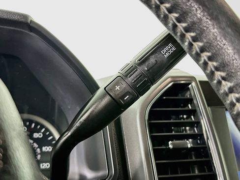 Used 2020 Ford F150 XLT w/ Equipment Group 302A Luxury AWD/4WD image 22