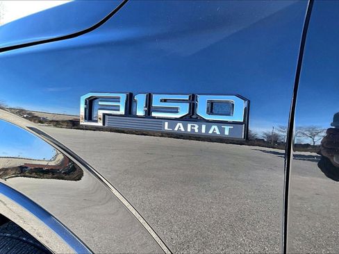 Used 2015 Ford F150 Lariat w/ Equipment Group 502A Luxury image 19