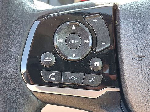Used 2019 Honda Pilot Touring image 23