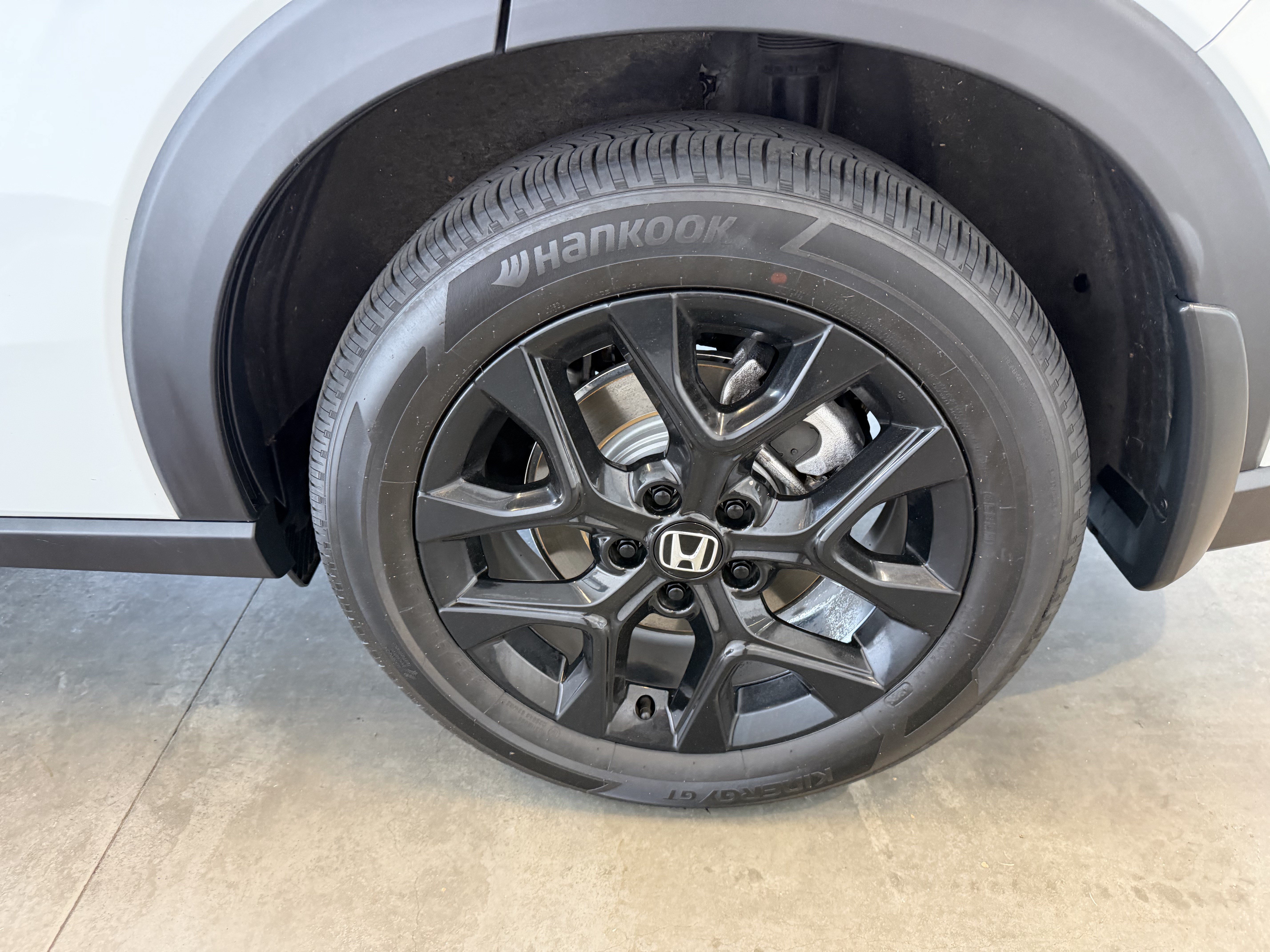 Used 2024 Honda HR-V Sport image 14