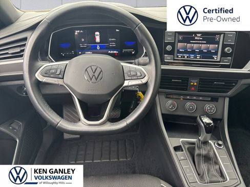 Used 2022 Volkswagen Jetta Sport FWD image 15