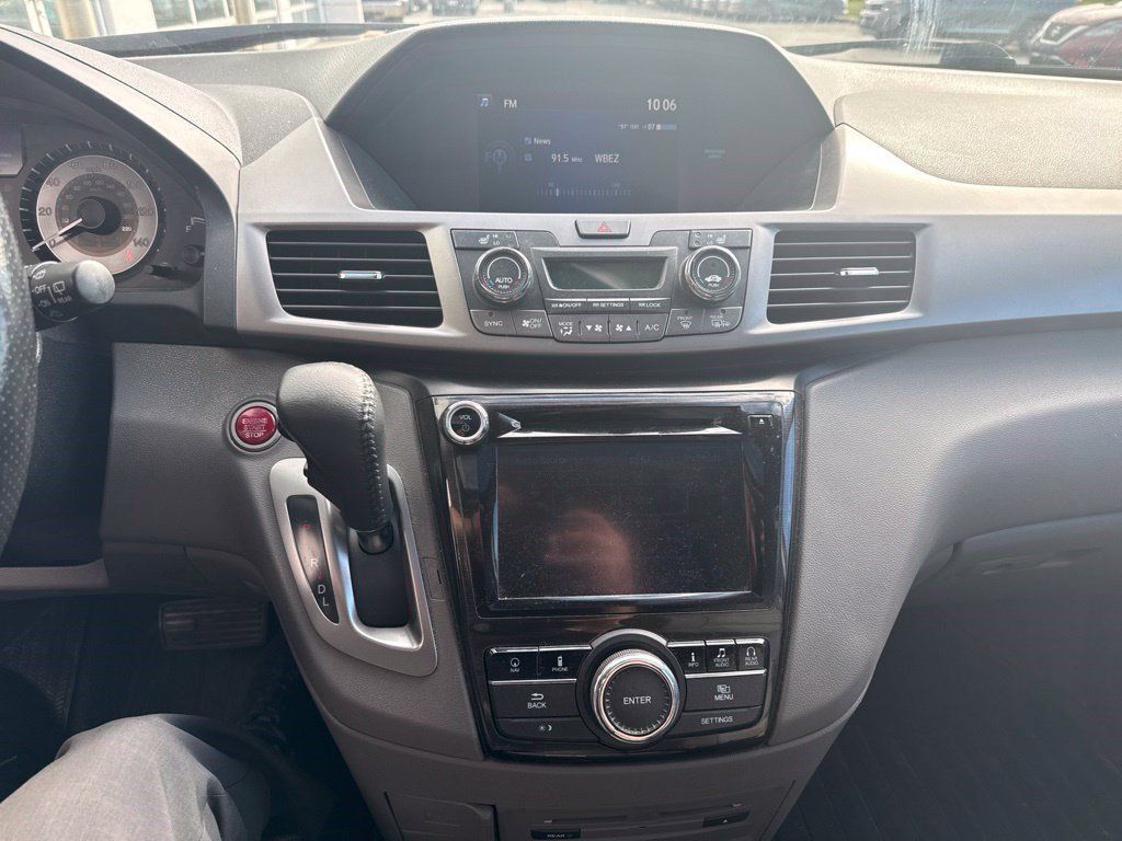 Used 2016 Honda Odyssey Touring image 19