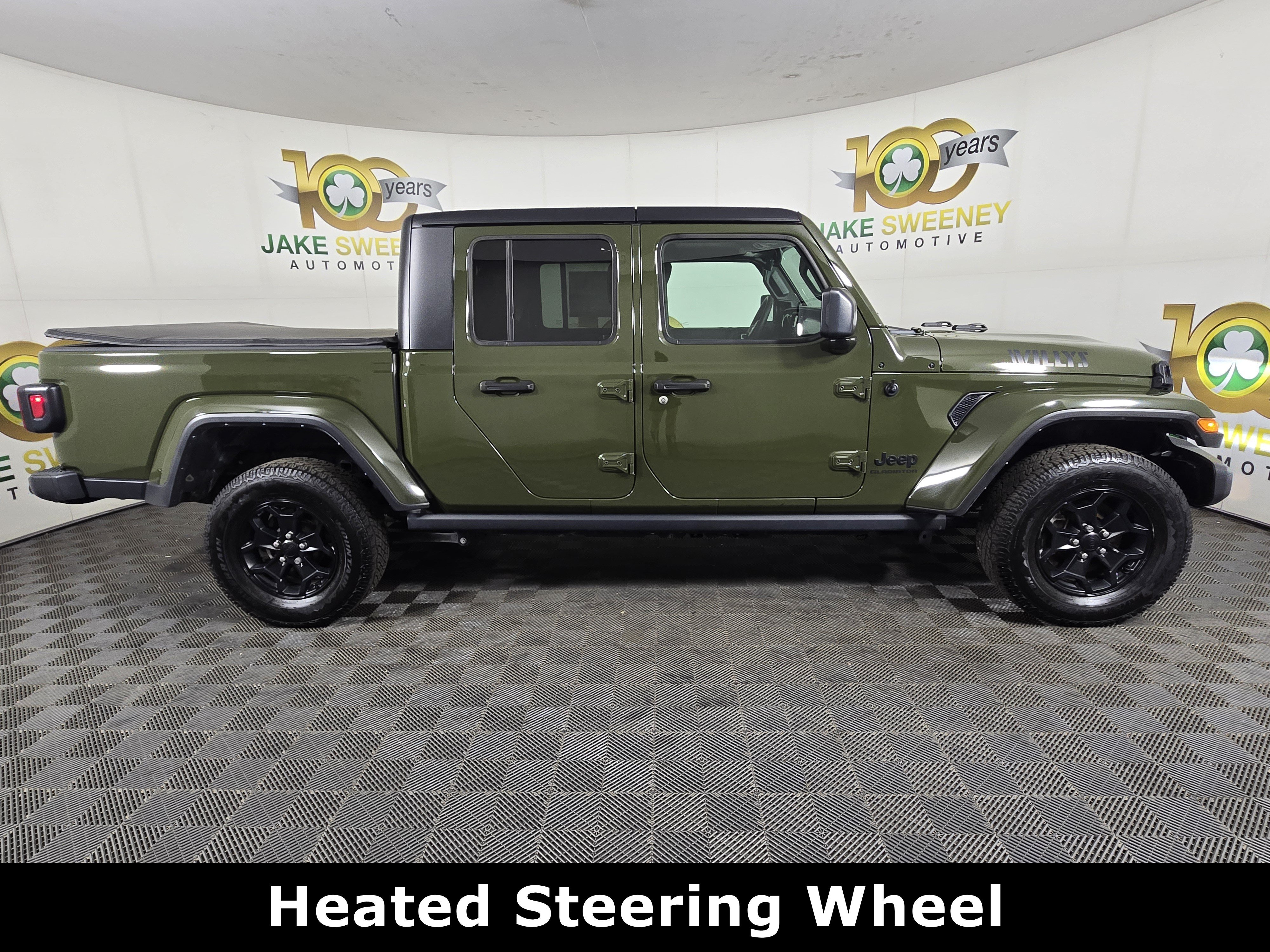 Used 2022 Jeep Gladiator Overland AWD/4WD image 11