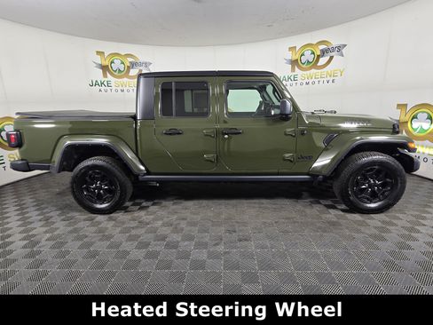 Used 2022 Jeep Gladiator Sport AWD/4WD image 11