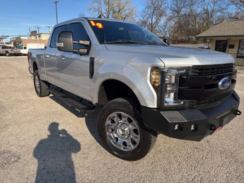 Used 2019 Ford F250 Lariat w/ Lariat Ultimate Package image 8