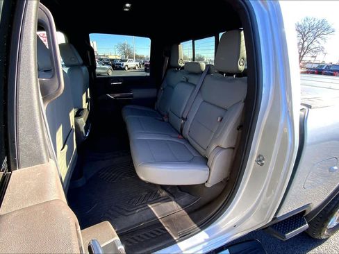 Used 2020 Chevrolet Silverado 2500 LTZ w/ LTZ Texas Edition image 21