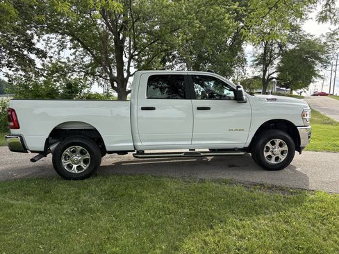 Used 2024 RAM 2500 Big Horn w/ Safety Group AWD/4WD image 6