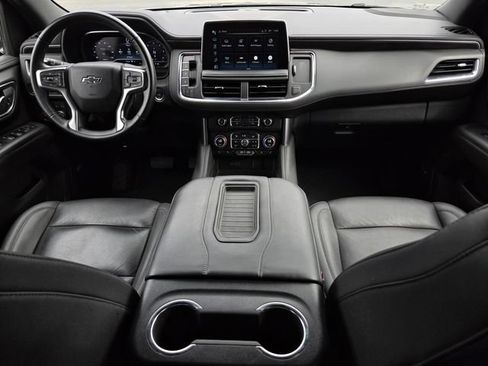 Used 2024 Chevrolet Tahoe Z71 w/ Luxury Package AWD/4WD image 6